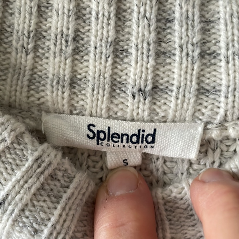 Splendid Sweater - Picture 2 of 9
